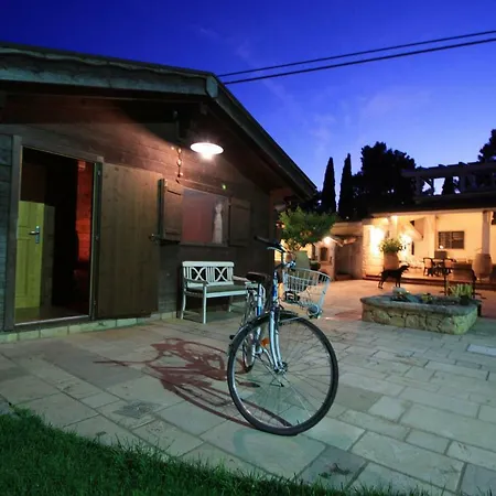 Cavuzzi Bed & Breakfast *